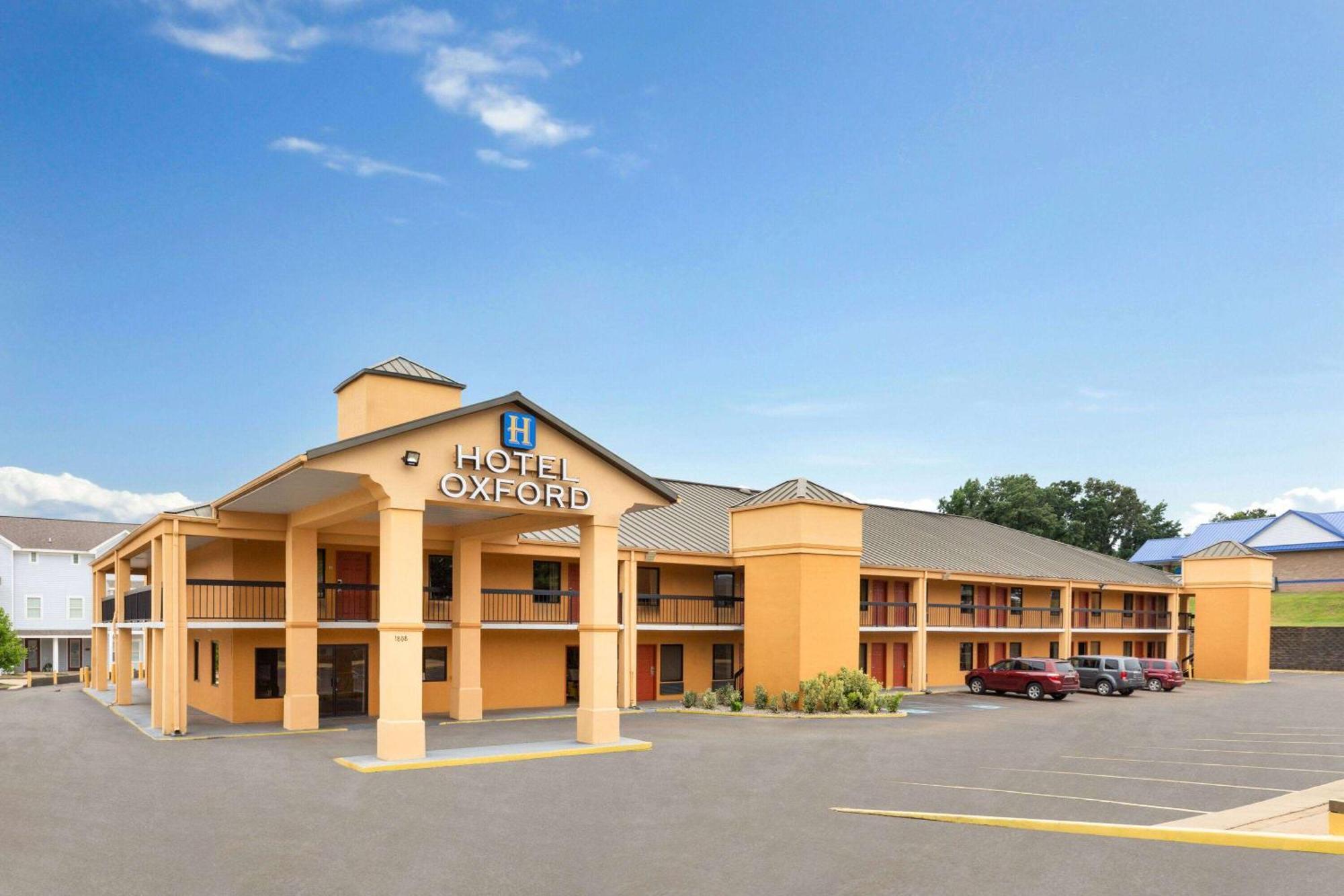Hotel Оксфорд Екстер'єр фото